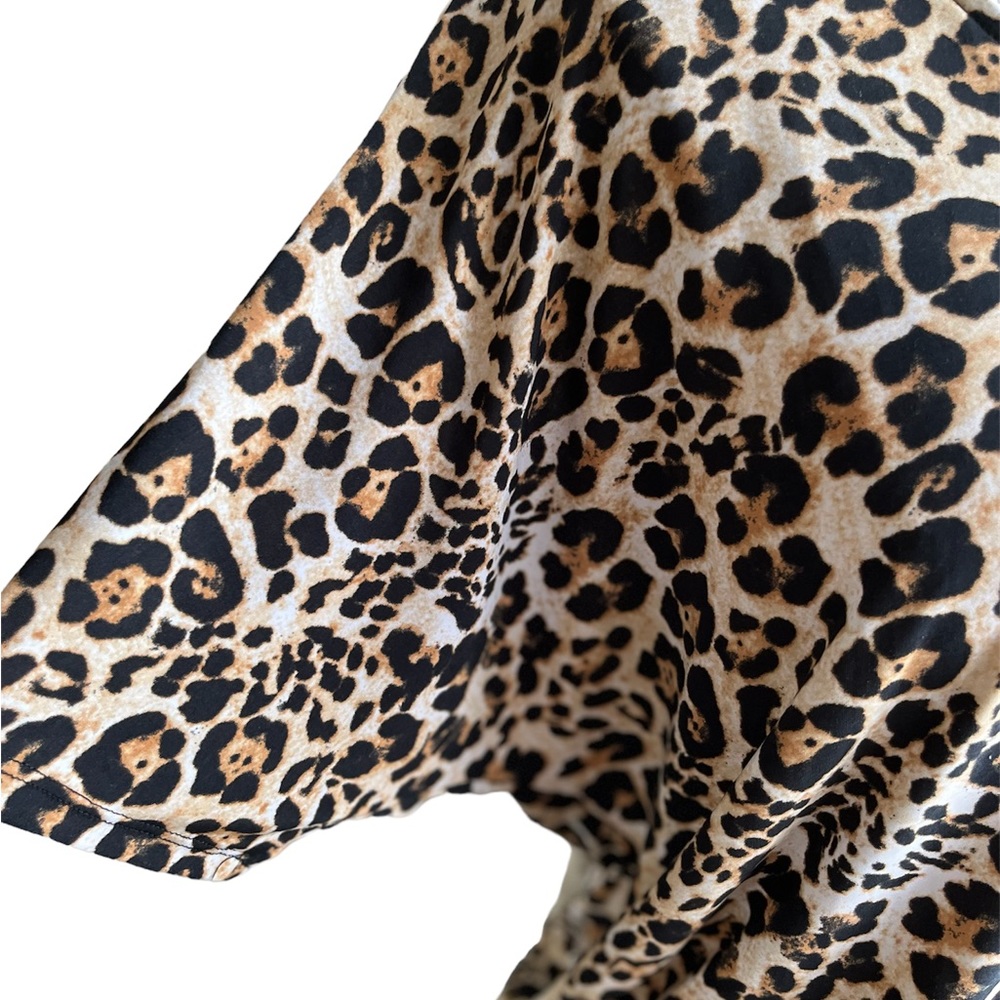Torrid Leopard Print Top - Picture 2 of 5